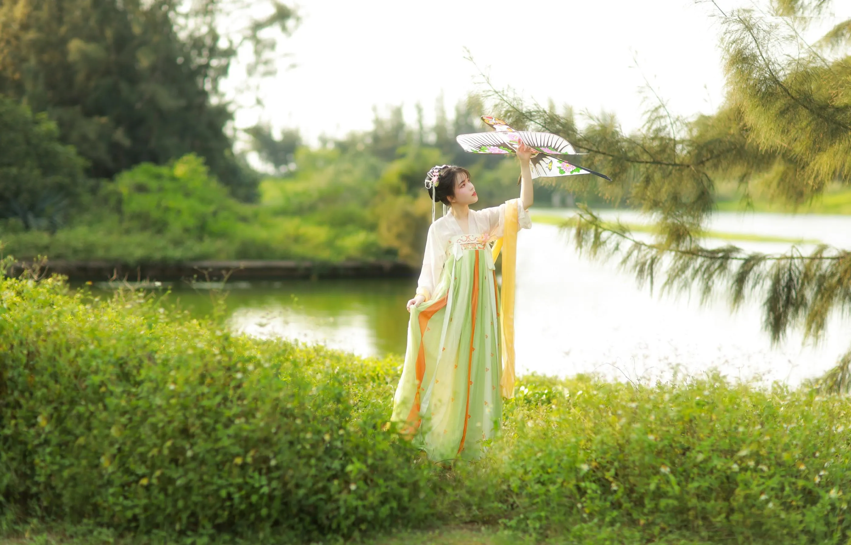 [艺图语] 2022.06.11 夏日少女 我超白_ [27P]插图6